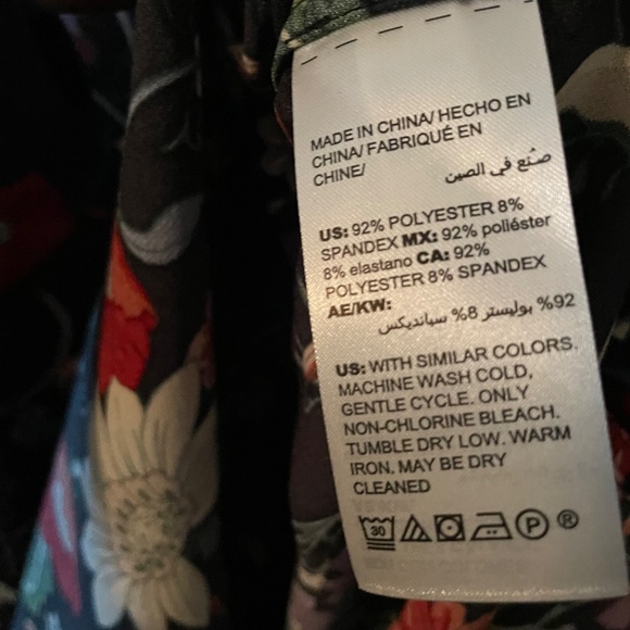 Floral top - Picture 7 of 7